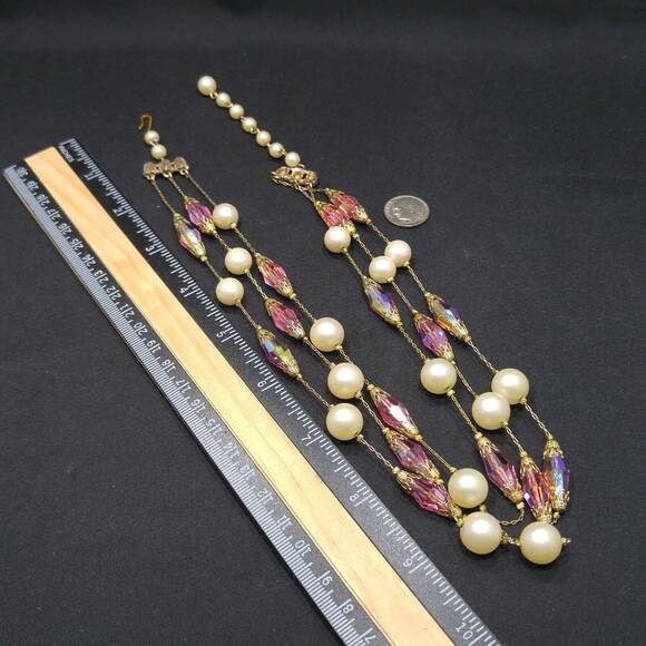 Vintage 1960s Pink Crystal Necklace 3 Strand Aurora Borealis Faux Pearl Beads - Picture 8 of 8